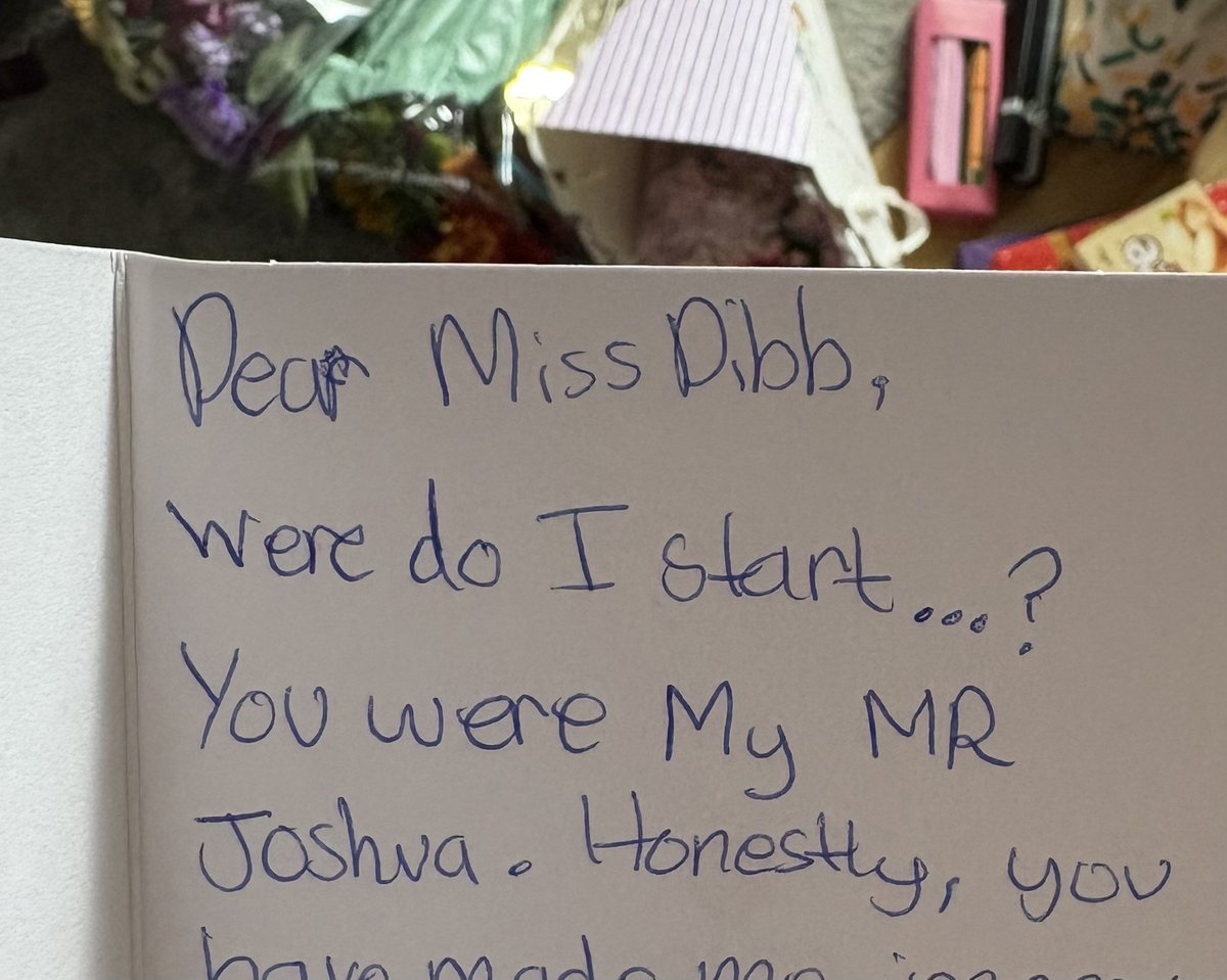 Miss Dibb tweet media