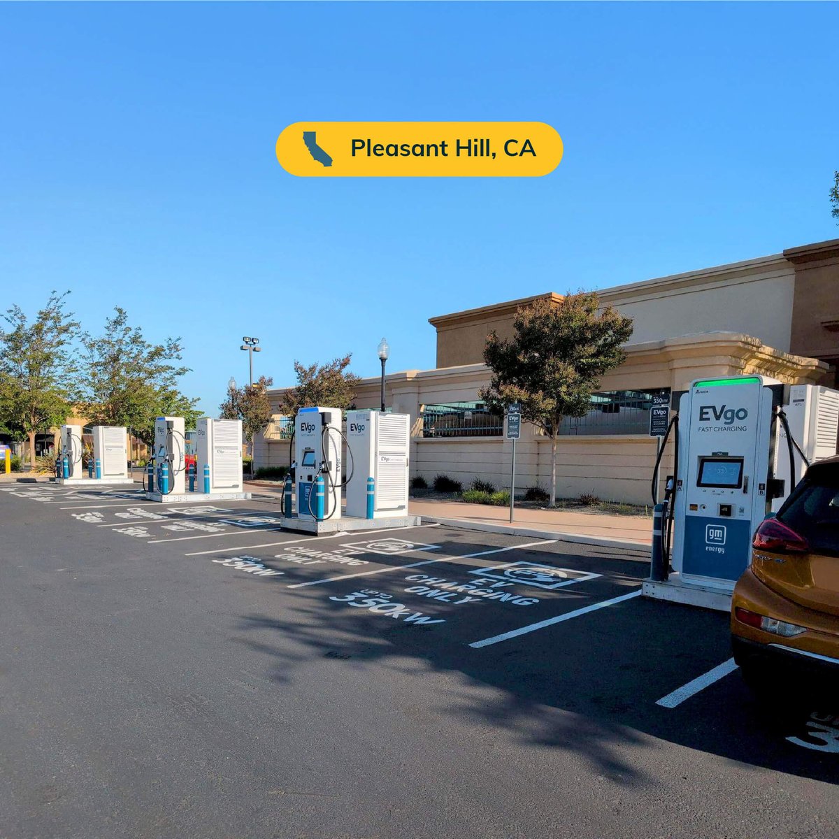 evgonetwork's tweet image. 8 new charging stalls with 350 kW chargers are now available at 📍2140 Contra Costa Blvd in Pleasant Hill, CA, in collaboration with GM. Plug in and power up with high-power charging when you're out and about. #EVgo #Fastcharging #GMEnergy