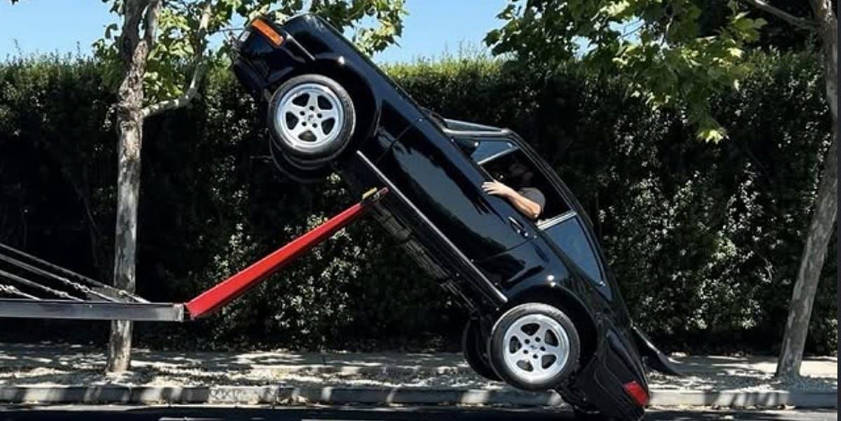 RoadandTrack's tweet image. Extremely rare $6 million RUF Yellowbird falls off car transporter. bit.ly/3GDdC2N