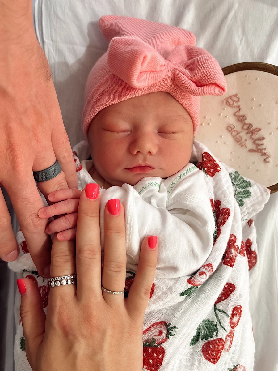 Slacked's tweet image. Out hearts are full as we welcomed another baby girl into the world yesterday. We are so thankful for another healthy &amp;amp; beautiful baby. 2x Girl dad. Thank you God! 🙏