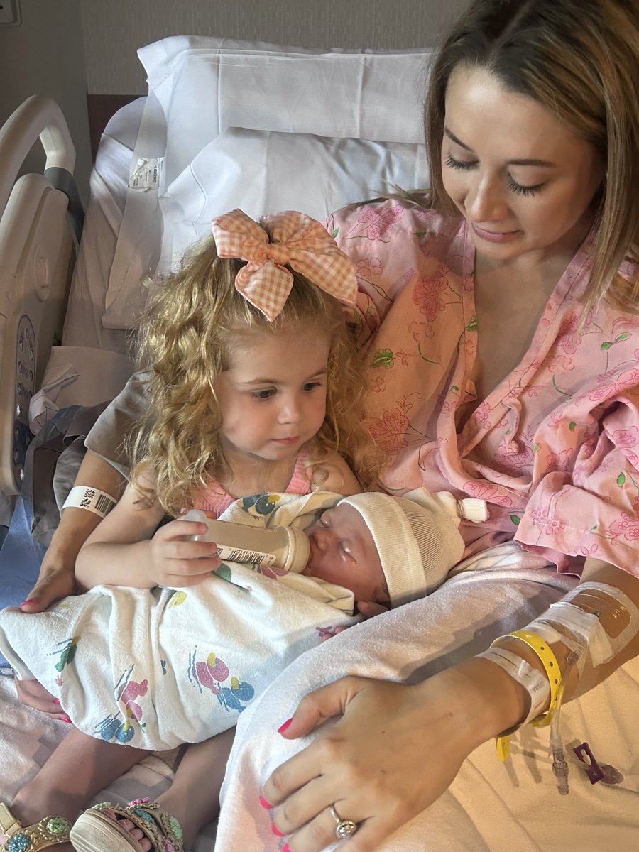 Slacked's tweet image. Out hearts are full as we welcomed another baby girl into the world yesterday. We are so thankful for another healthy &amp;amp; beautiful baby. 2x Girl dad. Thank you God! 🙏