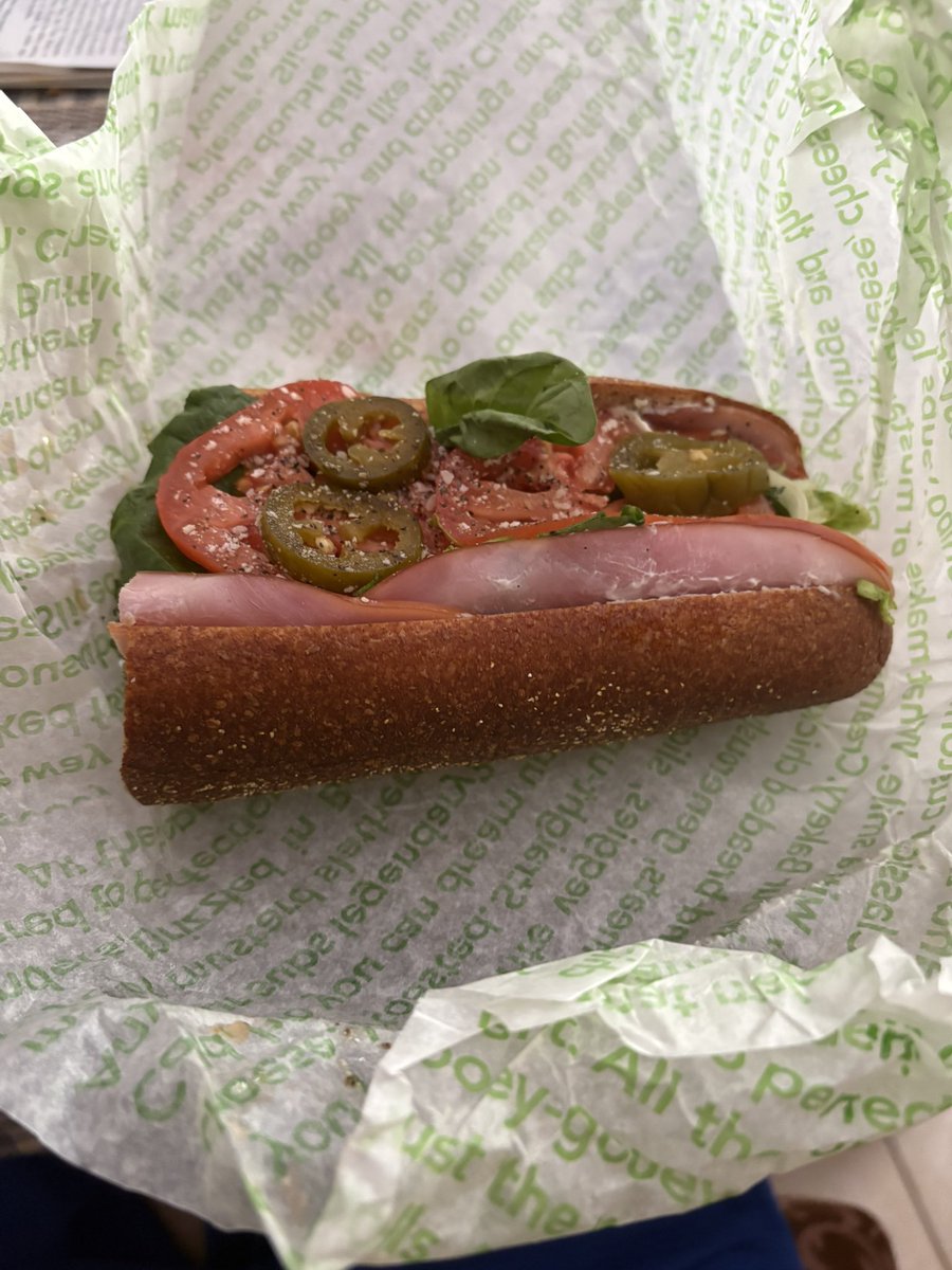 LiterallyMeGuy's tweet image. First meal since wisdom teeth removed