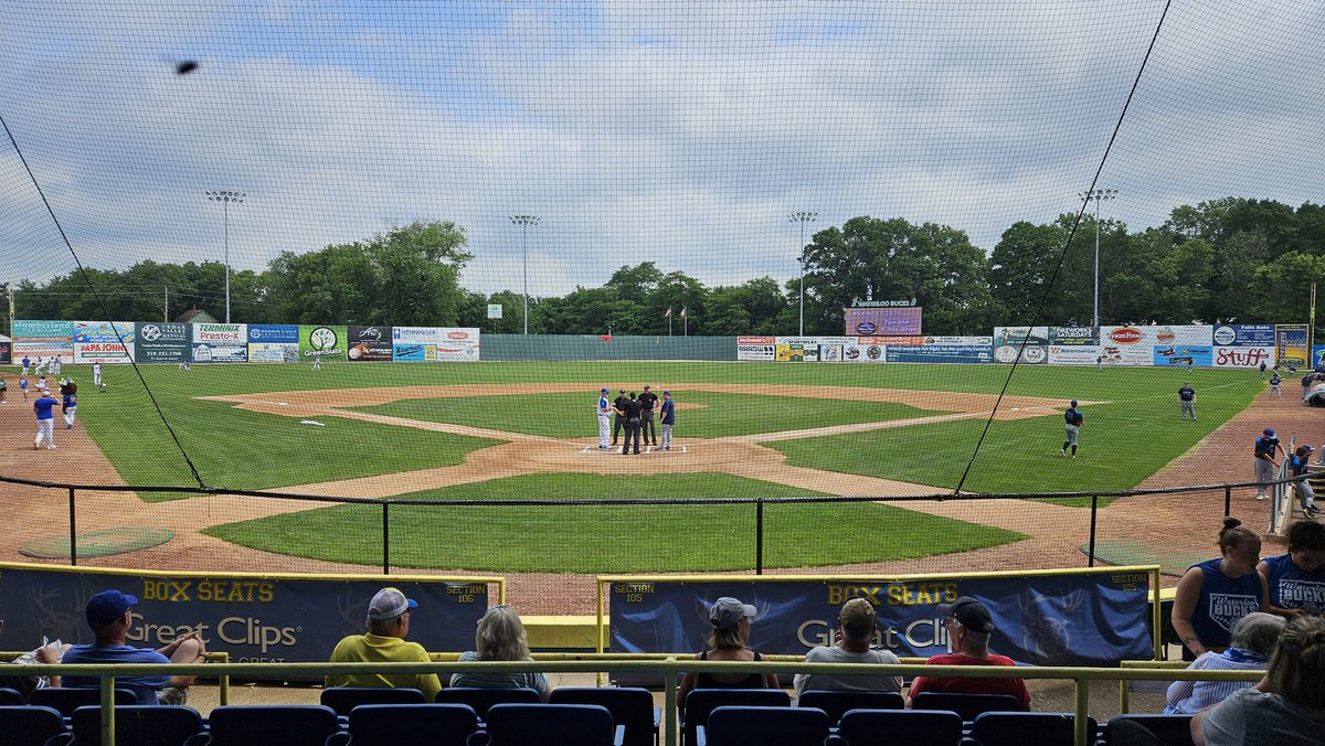 Today's our last day of Iowa baseball before heading back to Mankato tonight. First up, the Waterloo Bucks of the Northwoods League against the Eau Claire Express.