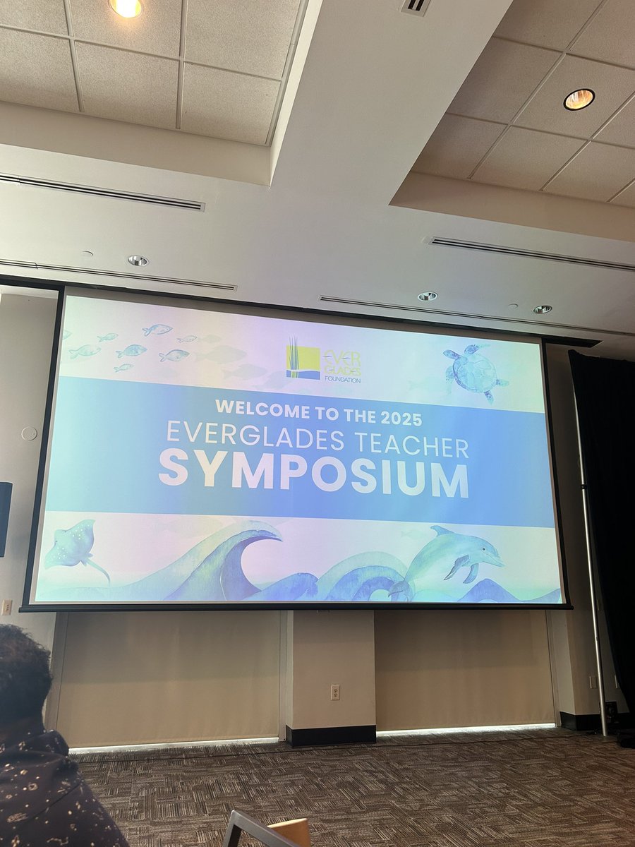 ajjklingsmith's tweet photo. So excited to be here today! Learning new engagement opportunities to teach our students ! https://t.co/L8Z0JW5gyE