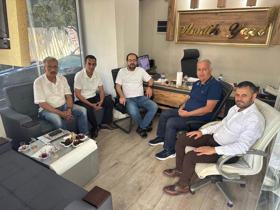 Hac fârizasını ifa eden Kadir AKKUŞ kardeşimizi ziyaret ettik. Rabbim haccını ve  ibadetlerini mebrur eylesin.
