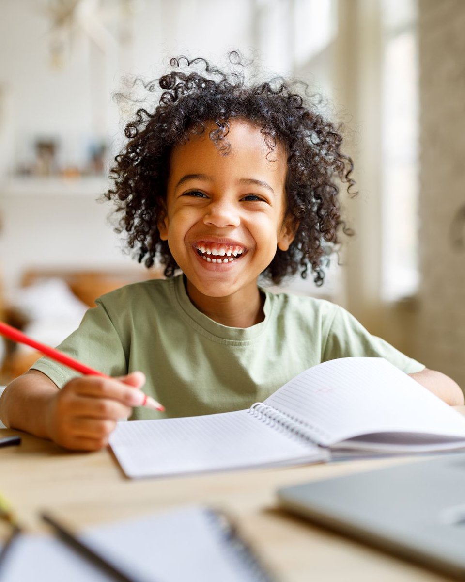 MertonLibraries's tweet image. ๐ฟโจ Story Explorers at Canons House & Grounds โจ๐ฟ
Calling all young writers aged 7โ11! Explore the great outdoors & join our exciting creative writing workshops.
๐ Canons House & Grounds
๐
Wed 23 & 30 July + Fri 25 July & 1 Aug
๐ 1:30pm
buff.ly/ysiWwBa