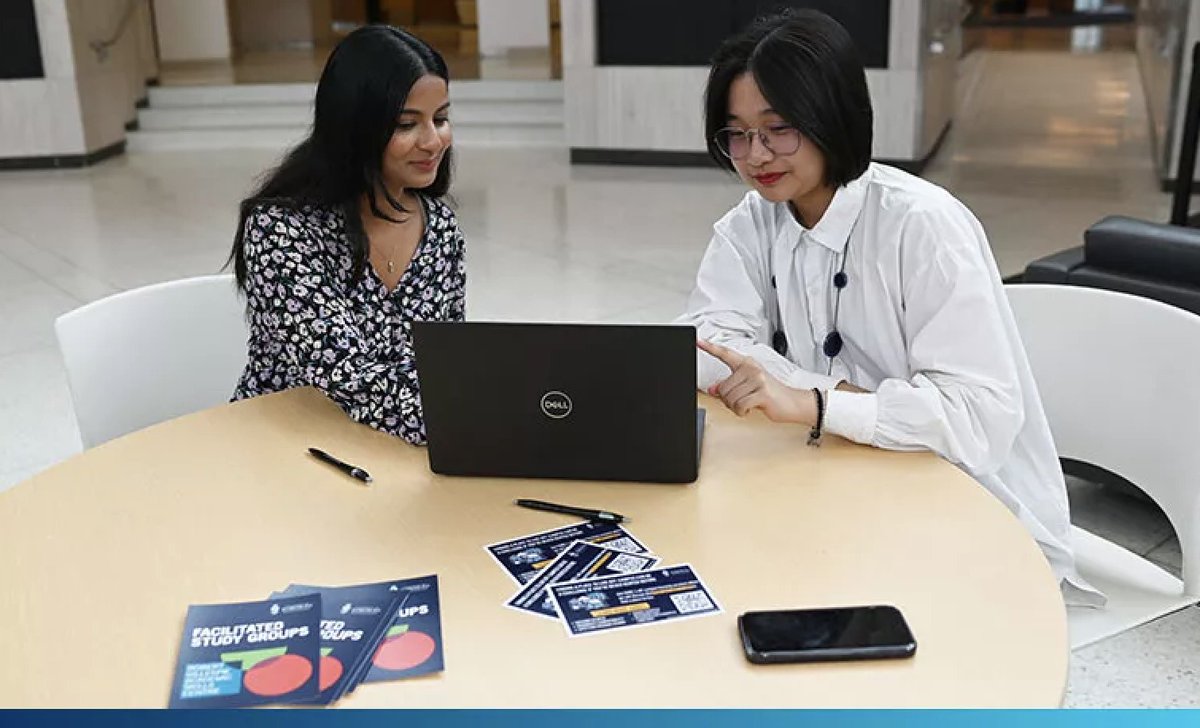 UTM's tweet image. Academic Advising Office Hours
Drop in for same-day academic planning support with the Office of the Registrar’s academic advisors.
🗓️ Every Monday & Wednesday
📍 Kaneff Centre (KN 108 or Zoom)
More info ➡️ bit.ly/3JNHKa0