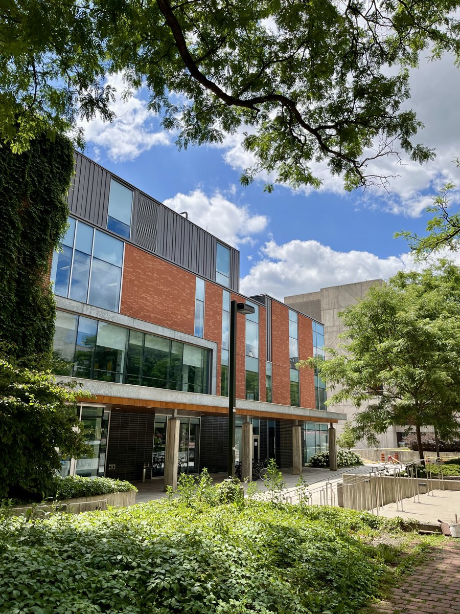 UofGCEPS's tweet image. Enjoying the quieter summer views on campus, but counting down the days until September when we welcome new and returning students!