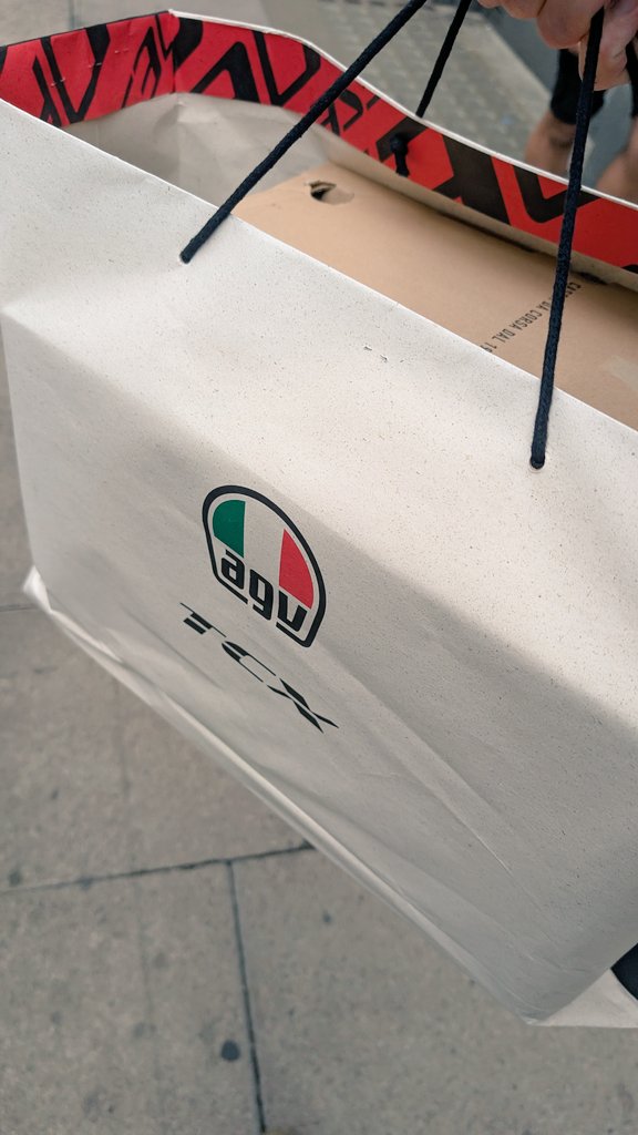 Ollie_Creative's tweet image. ✨ New lid day ✨