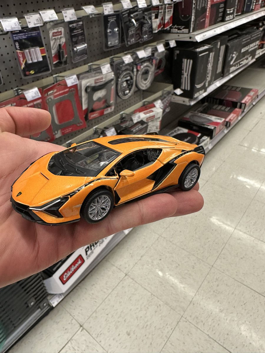 CoqCapital's tweet image. Bought my $Lambo today.