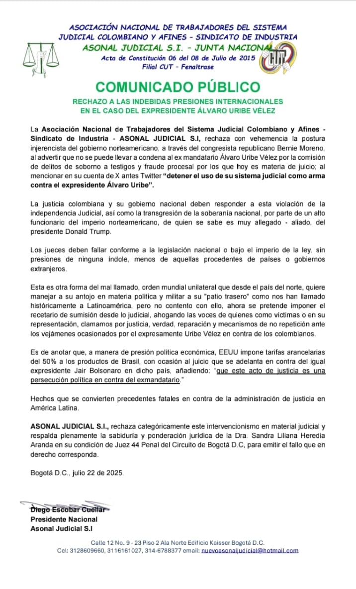 Ángela María Robledo (@angelamrobledo) on Twitter photo Respetar la Justicia pide <a href="/AsonalJudicial/">AsonalJudicialS.I.</a> de cara al juicio de Alvaro Uribe Vélez. Su llamado nacional e internacional. Respetar la Justicia pide <a href="/AsonalJudicial/">AsonalJudicialS.I.</a> de cara al juicio de Alvaro Uribe Vélez. Su llamado nacional e internacional.