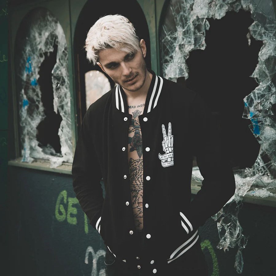 SWAG!

scroobiuspip.backstreetmerch.com/products/sdr-u…

#speechdevelopmentrecords #sdr #independentlabel 
#rap #independenthiphop #hiphop #varsity #varsityjacket