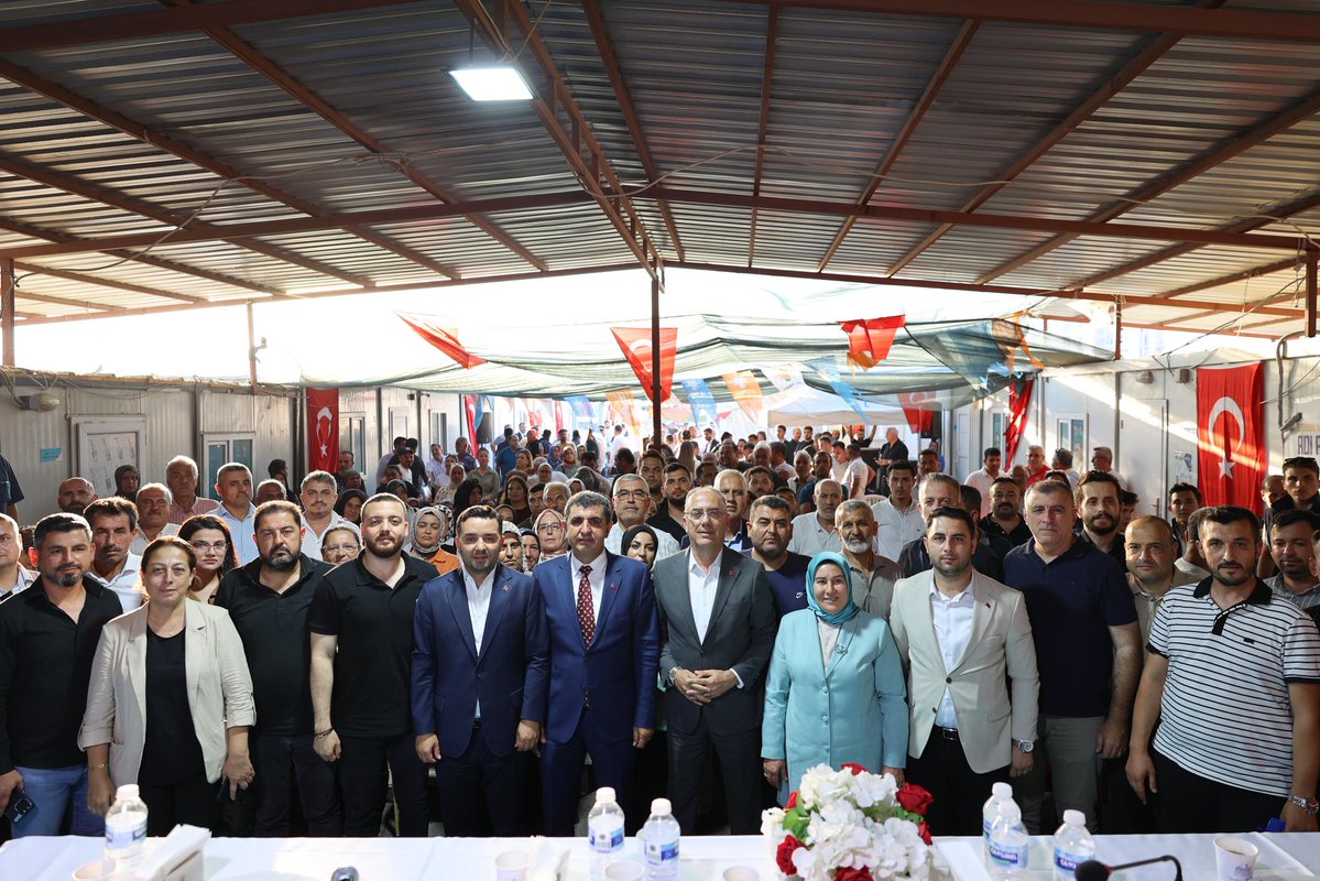 inaciyapar's tweet image. AK Parti İl ve İlçe Teşkilatımızla birlikte İlçe Danışma Meclisi Toplantımızı gerçekleştirdik.
Şehrimizin ihya ve inşa sürecinde yürütülen çalışmaları değerlendirdik.
Birlik ve beraberlik içinde şehrimiz için çalışmaya devam edeceğiz.