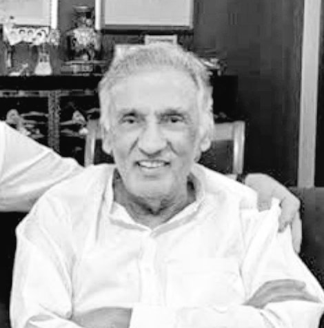 Agha_Sarwar804's tweet image. اِنَّا لِلّٰہِ وَاِنَّآ اِلَیْہِ رَاجِعُوْنَ
سابق گورنر پنجاب اور حلقہ این اے ۱۲۹ سے منتخب رکنِ قومی اسمبلی حماد اظہر کے والدِ گرامی انتقال کر گئے اللہ تعالیٰ مرحوم کو جوارِ رحمت میں جگہ عطا فرمائے اور پسماندگان کو صبرِ جمیل دے۔