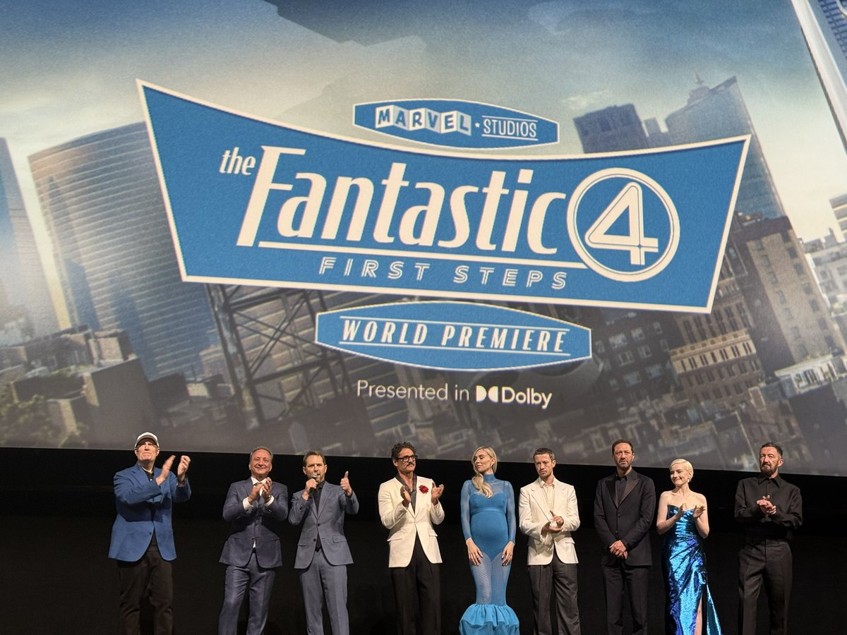 JustRalphyyy's tweet image. also, dude… seeing the cast in person was so crazy. after drawing them however many times I’ve drawn them, it’s like… fantastic.