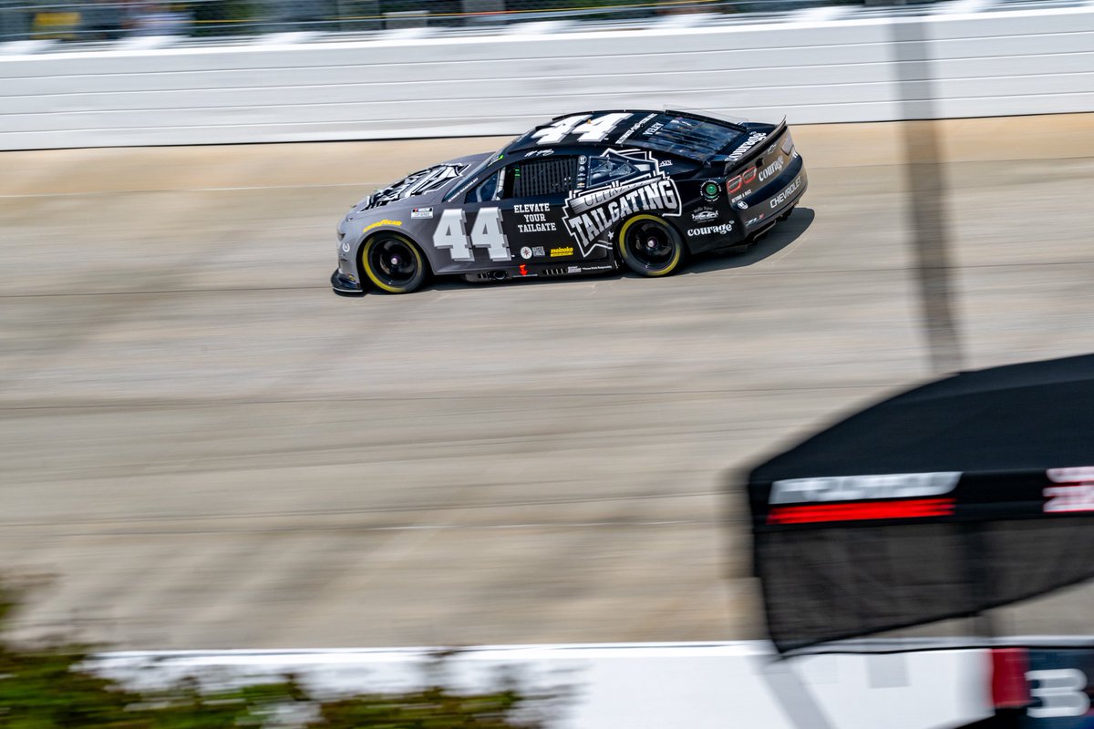 More from <a href="/MonsterMile/">Dover Motor Speedway</a> 📸

<a href="/jjyeley1/">🇺🇸JJ YELEY🇺🇸</a> <a href="/UltimateTailga1/">Ultimate Tailgating</a> <a href="/UYRS_/">URBAN YOUTH RACING SCHOOL</a> <a href="/meinekecarcare/">Meineke Car Care</a> <a href="/courageideas/">CourageInc</a> <a href="/TeamChevy/">Chevrolet Motorsports</a>