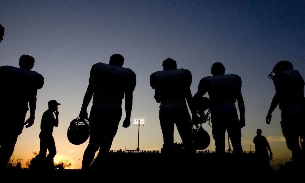 BlitzSportsGA's tweet image. 𝐀𝐭 𝐭𝐡𝐞 𝐇𝐞𝐥𝐦: 𝟐𝟎𝟐𝟓 𝐇𝐞𝐚𝐝 𝐂𝐨𝐚𝐜𝐡𝐞𝐬
Several new coaches take the reins of the local programs. Here is the complete list of coaches with their respective track records!
blitzsportsga.com/2025/07/22/202…
