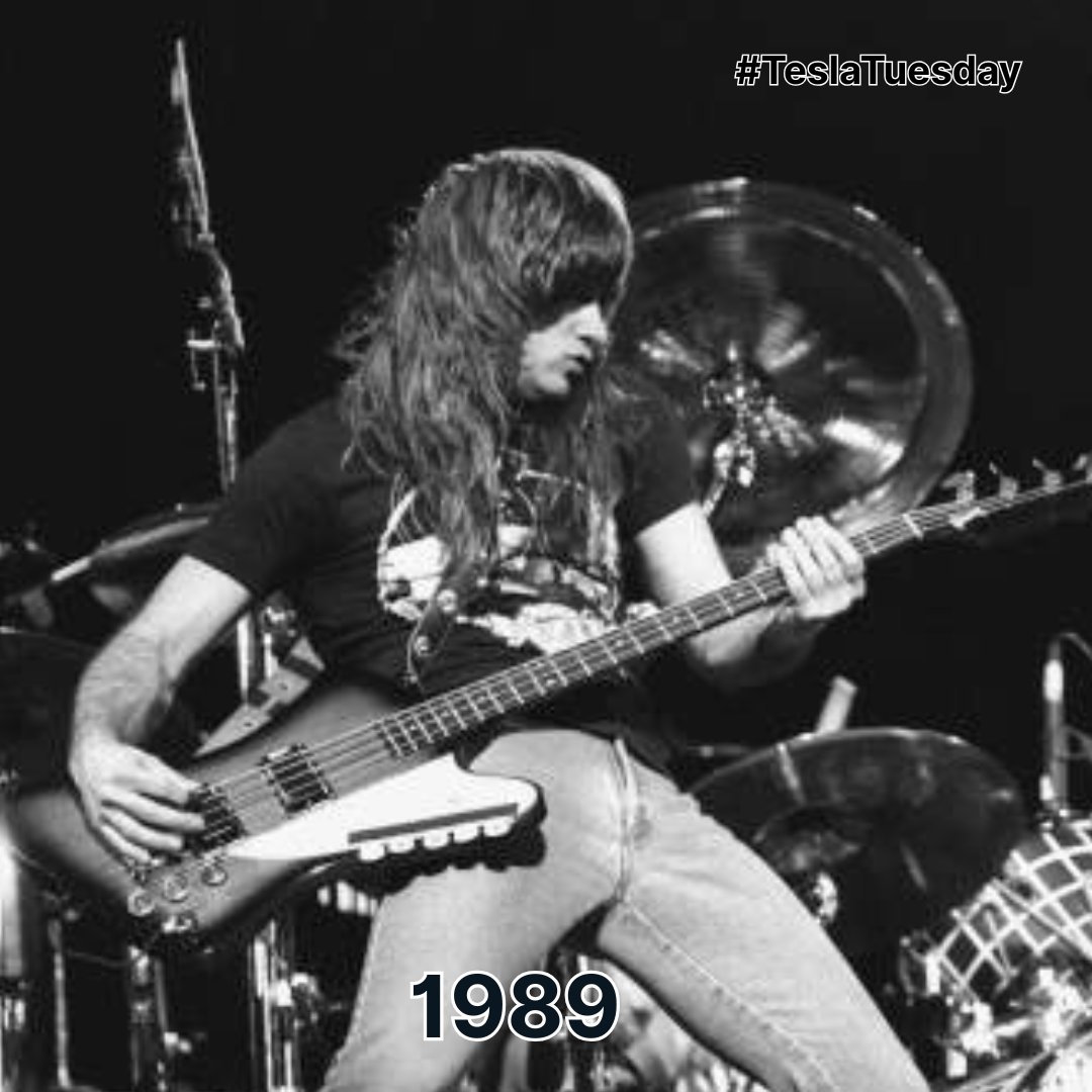 TeslaBand's tweet image. #TeslaTuesday

Here&apos;s one from the archives taken back in 1989.

@briantwheat