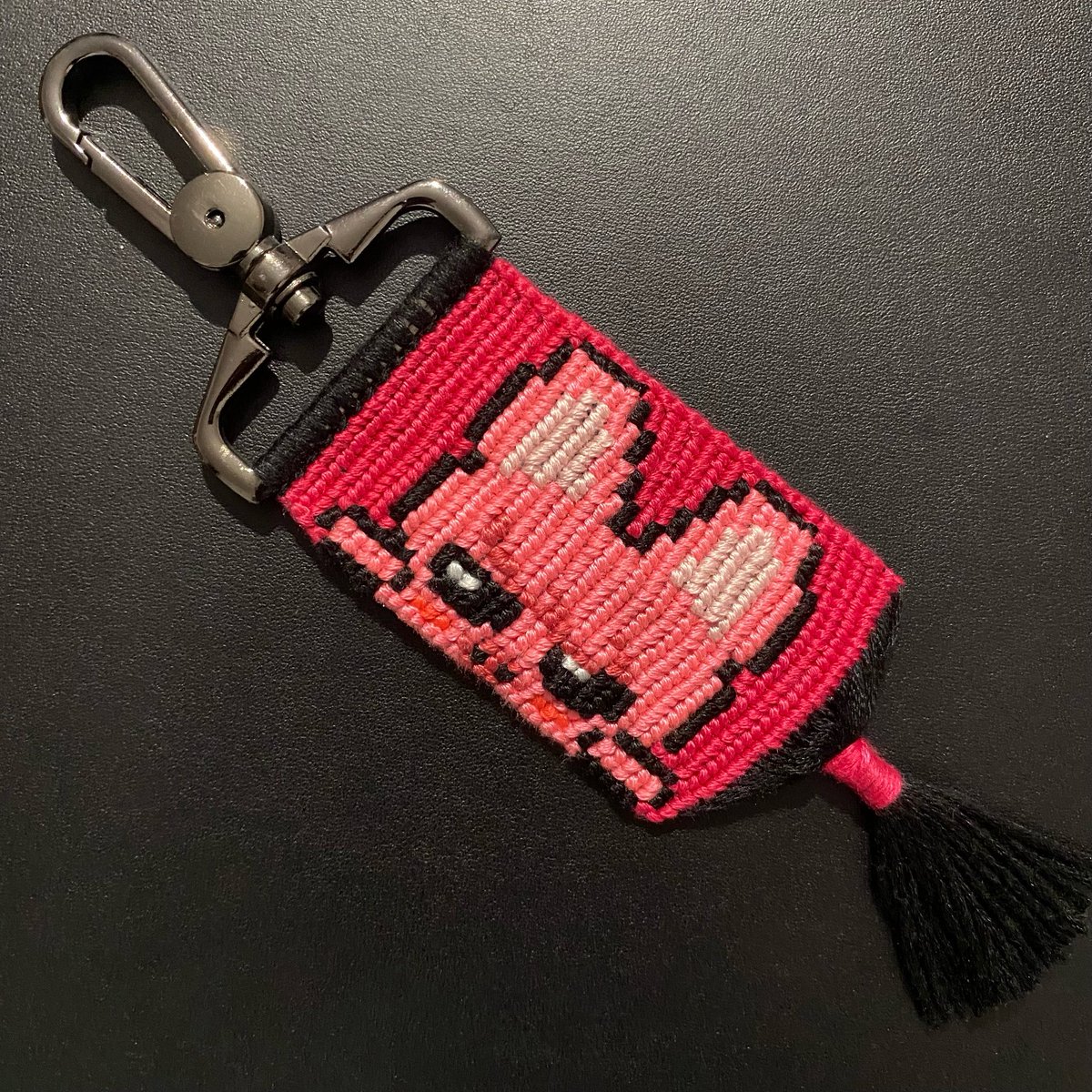 SKZOO Peek-a-boo Keychain: Dwaekki 🐷🐰🩷

#straykids #straykidschangbin #straykidsseochangbin #skz #stay #changbinskz #changbinstraykids #seochangbinstraykids #changbi̇n #seochangbin #binnie #straykidsstay #straykidsfanart #kpop #kpopfanart #kpopboygroup #jypstraykids