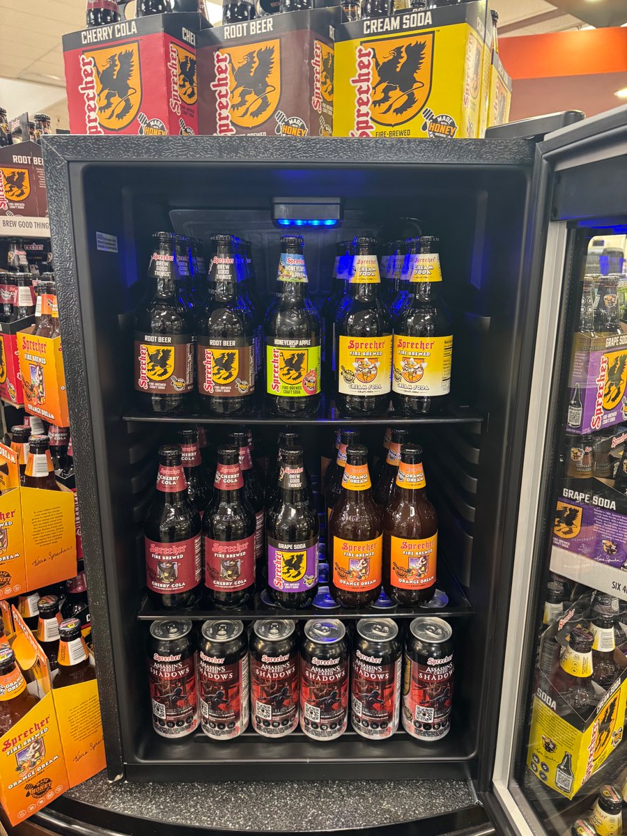 Just hit the jackpot... walked into a store and their fridge was STOCKED with Sprecher 🔥 

Real ones know that’s not just soda. That’s gold. 🍯💛