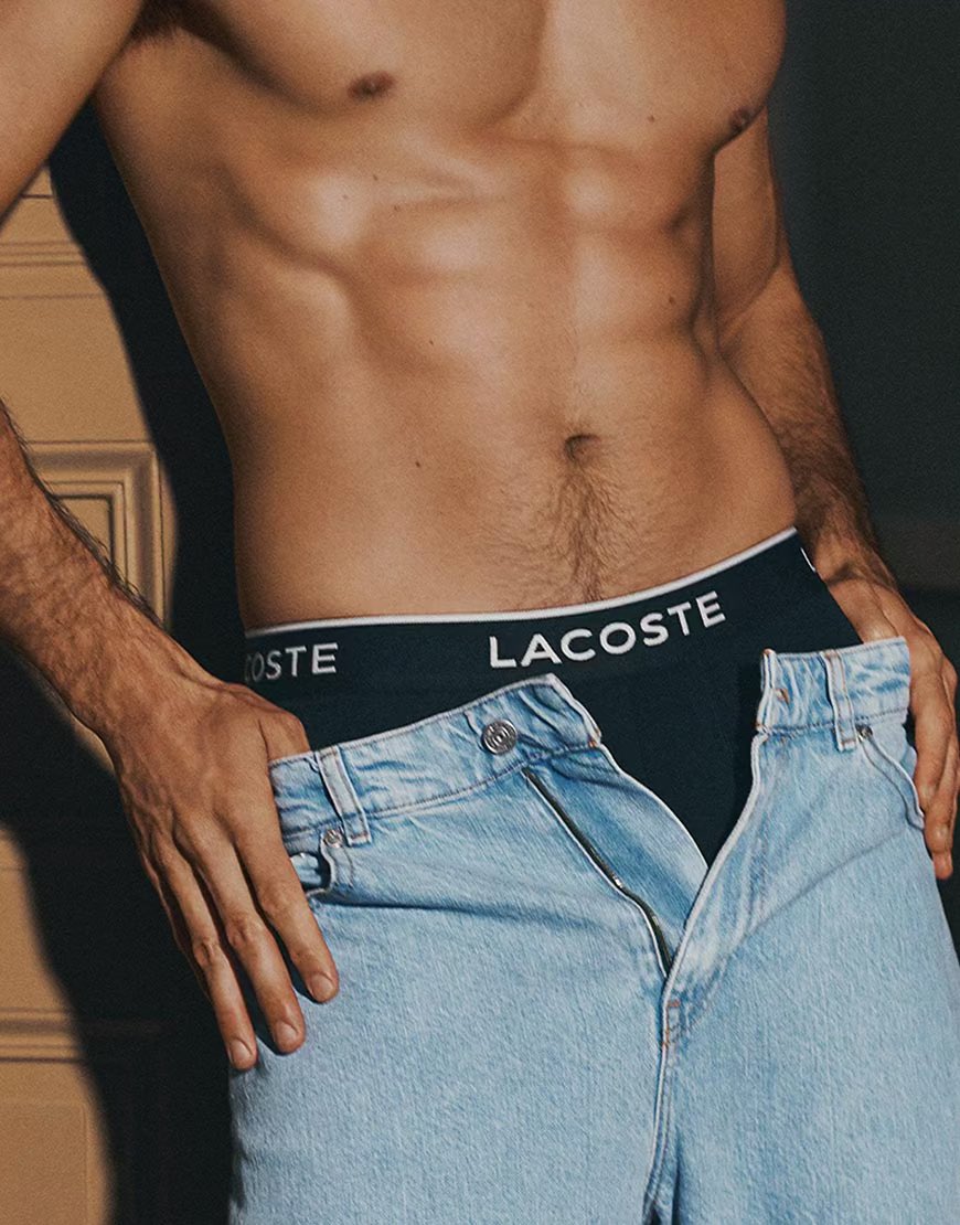 karrankn's tweet image. taylor zakhar perez is body goals