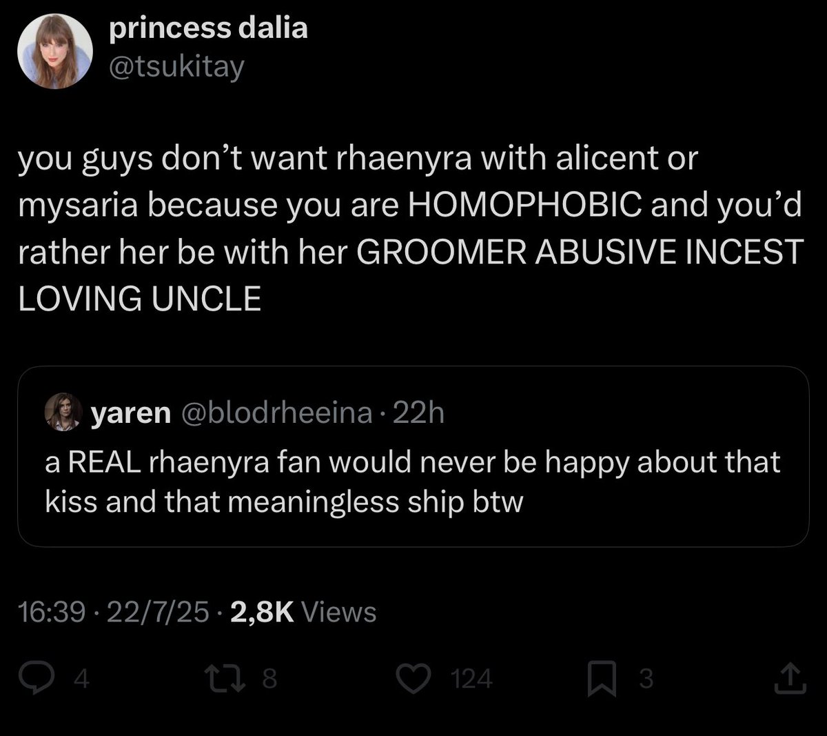 itshelenwhat's tweet image. bro thinks he is on the team 😭 okay sit your ass down this isnt your business
