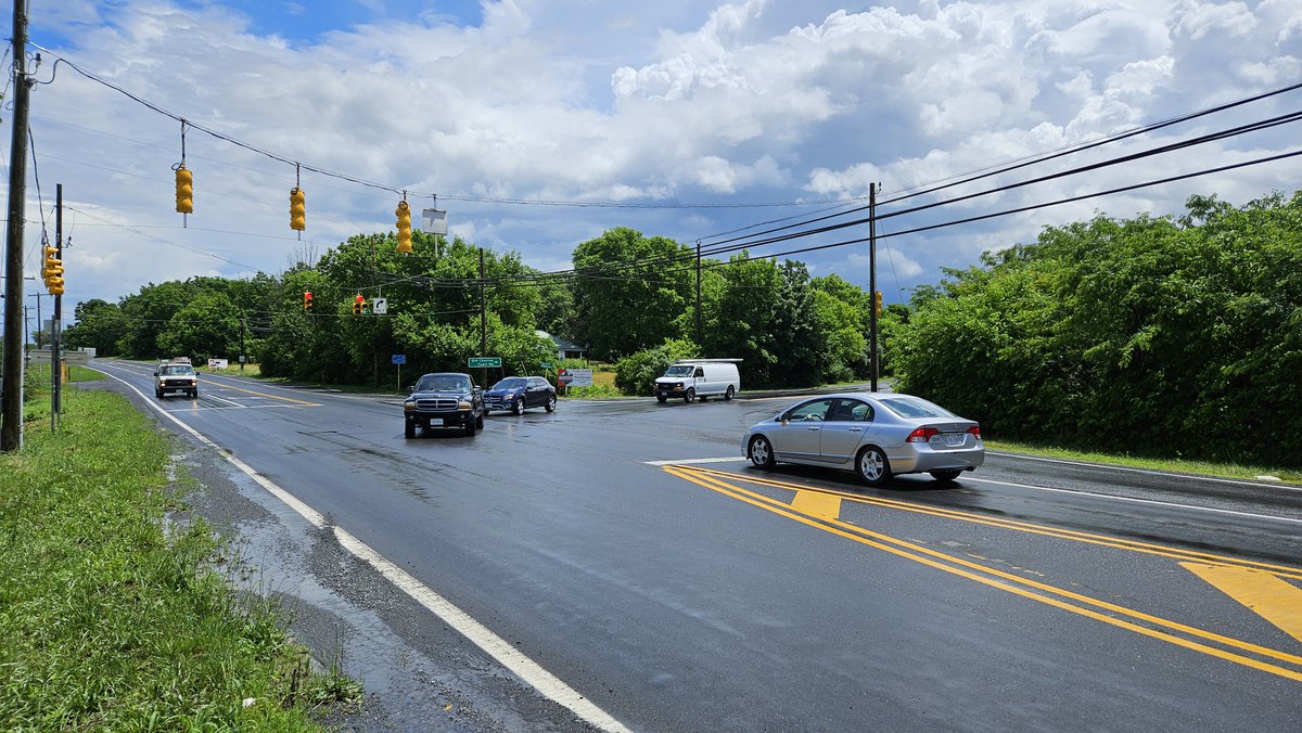 VaDOTStaunton's tweet image. TODAY, July 22, 4-6 p.m. #VDOT public hearing for roundabout at Route 11 and Old Charles Town Rd in @fredcova. Join us at Jordan Springs Elem School. Visit the project page for more information: bit.ly/44bOac7