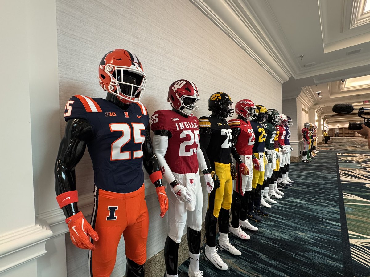 Jared_Kelly7's tweet image. It’s Talking SZN.
Big Ten Media Days in Las Vegas.
Curt Cignetti, Elijah Sarratt, Mikail Kamara, Aiden Fisher.
Lots, lots, lots more to come on Peegs.com. #iufb