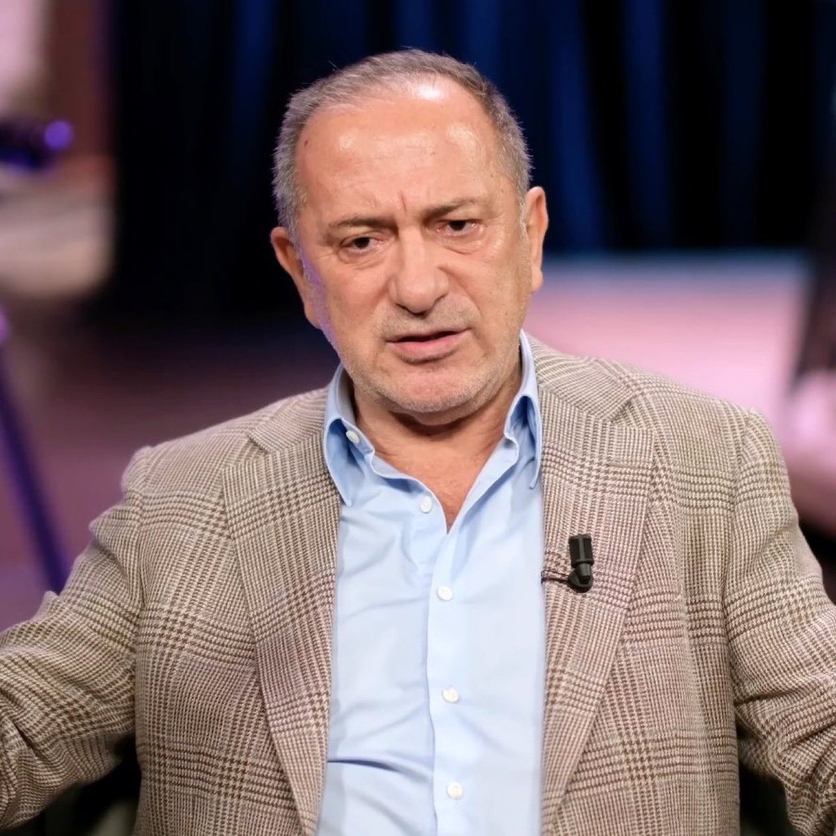 etkiIihaberr1's tweet image. Fatih Altaylı: "Silivri'den dışarı bakınca, kafayı yemiş bir ülkeyi izliyor gibiyim."