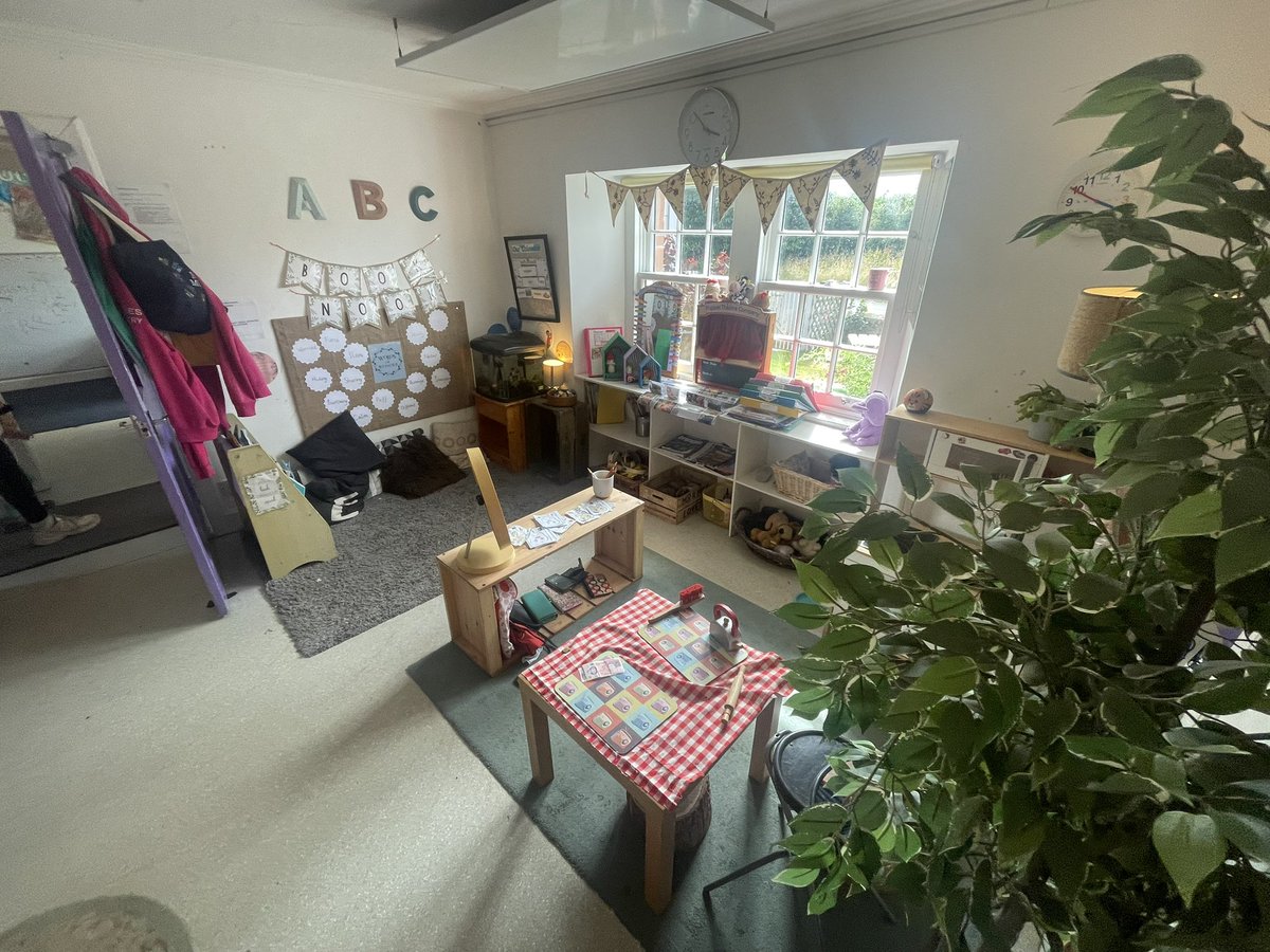 Miles4Lothian's tweet image. Fantastic to visit Caz's Kiddies in the Country in Athelstaneford today to talk about early years provision.
It was great to see how Carol and the team have created such a welcoming home from home environment and positive ethos to provide child care to families in East Lothian.