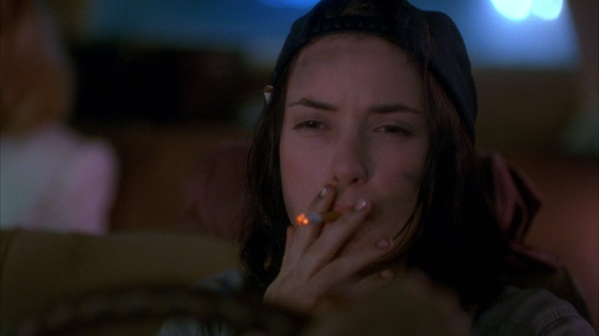 CIGARETTEMOVIES's tweet image. Night on Earth (1991) - 0:11:23
Dir. Jim Jarmusch
Runtime 129 minutes
🚬 x 12, or one cigarette every 10.75 minutes
howmanycigarettes.com/night-on-earth/