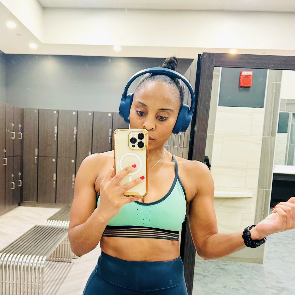 CarolinePule's tweet image. #FitnessFanatic🏋🏼‍♀️ Upper body leveling up!!💪🔥❤️😎 For the love of healthy lifestyle.✨

.
.
#RunWithCP #fitnessmotivation #training #americanrunner #CycleWithCP #fitness #discipline #beatyesterday #strong #WonderWoman