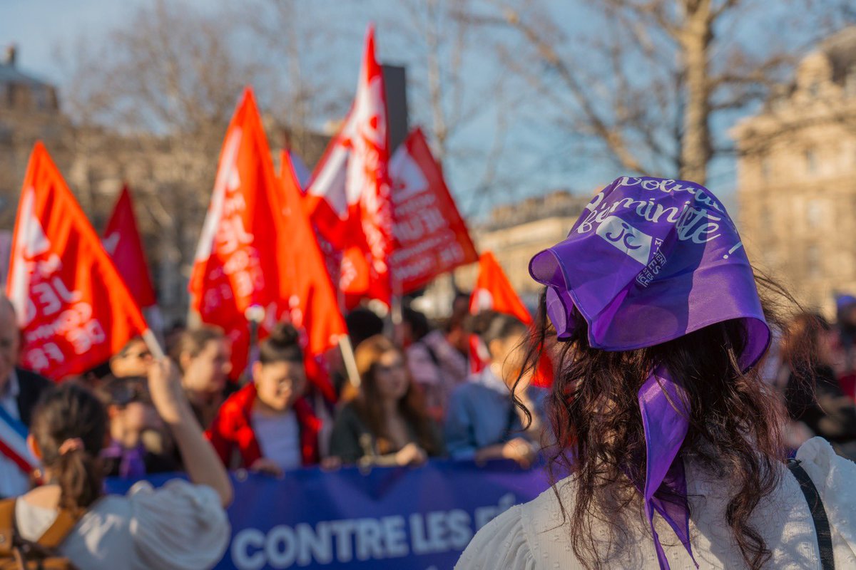 DSocialista_'s tweet image. Dos nuevas rupturas en el MJCF reavivan el llamado a reconstruir un partido comunista revolucionario
Tres núcleos denuncian el bloqueo del aparato y la derechización del PCF, haciendo un llamamiento a “jóvenes comunistas huérfanos de partido”.
🔗diariosocialista.net/2025/07/22/dos…