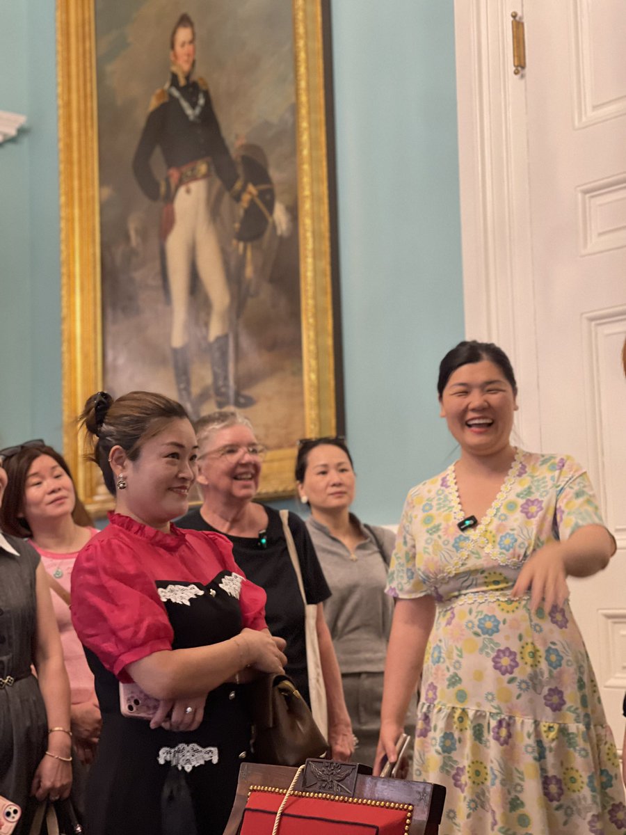 CMSusanZhuang's tweet image. It was another AMAZING City Hall tour! Thank you to everyone who came today. We learned so much together about OUR government 🏛️