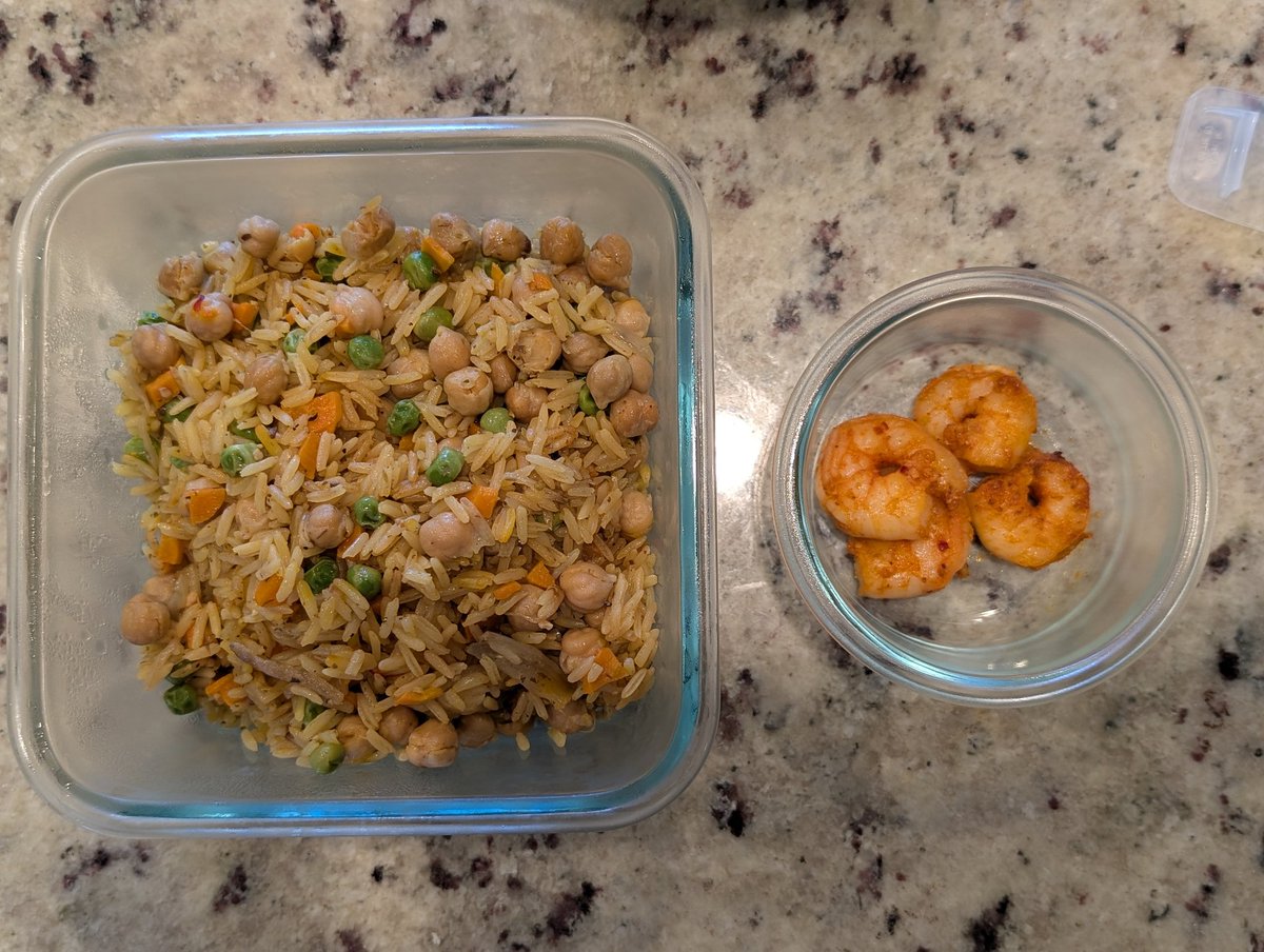 darren_fisher2's tweet image. That moment when your dinner shrimp-greedy ratio meets the leftover shrimp-needy ratio 🤣🤣🤣