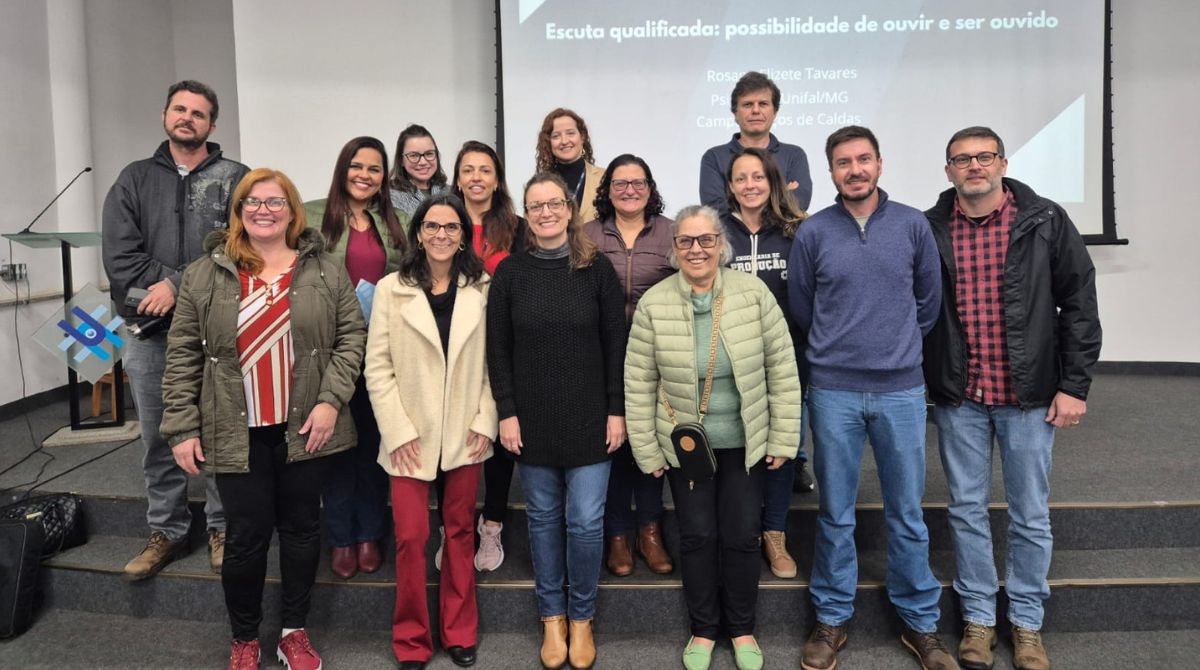 📚 O PLDoc do campus Poços de Caldas encerrou o ciclo de formações pedagógicas do primeiro semestre com a roda de conversa “Escuta Qualificada: possibilidade de ouvir e ser ouvido”. 

📰 Leia a matéria completa: unif.al/yeyhk