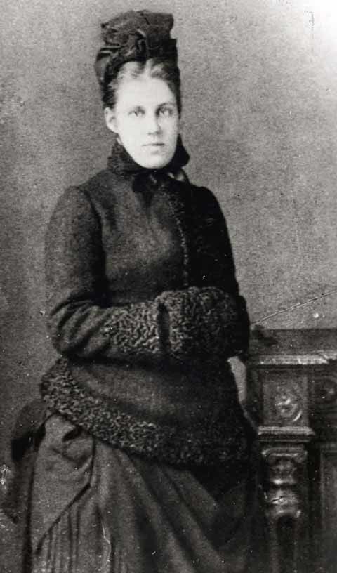 GVSHP's tweet image. #OTD in 1849, poet, philanthropist, immigrant advocate, and #GreenwichVillage resident Emma Lazarus is born. We take a look back at her life and work in the neighborhood, and her immortal words affixed to the Statue of Liberty: villagepreservation.org/2023/11/02/emm…