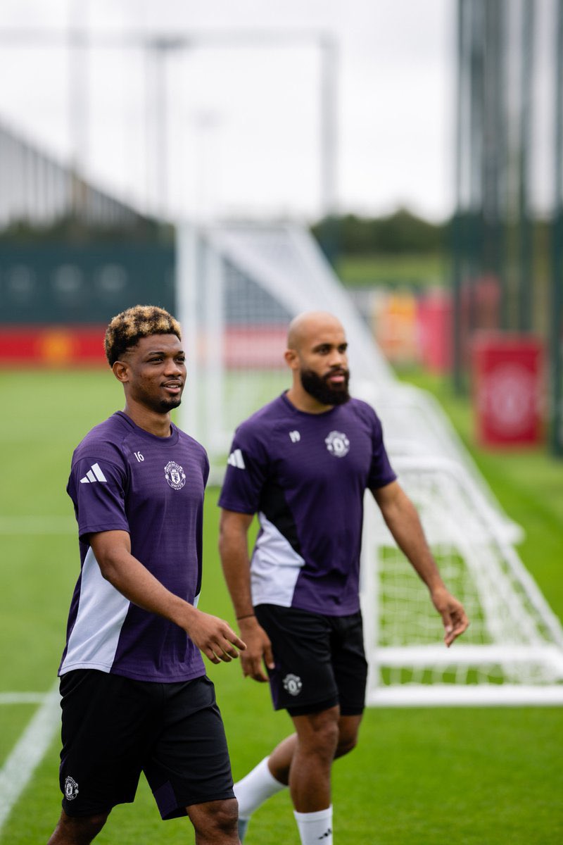 dolawanle's tweet image. Mbeumo of @ManUtd is more is more than 7 players elsewhere. I do not know what @PoojaMedia has against our club. Make una warn am o.