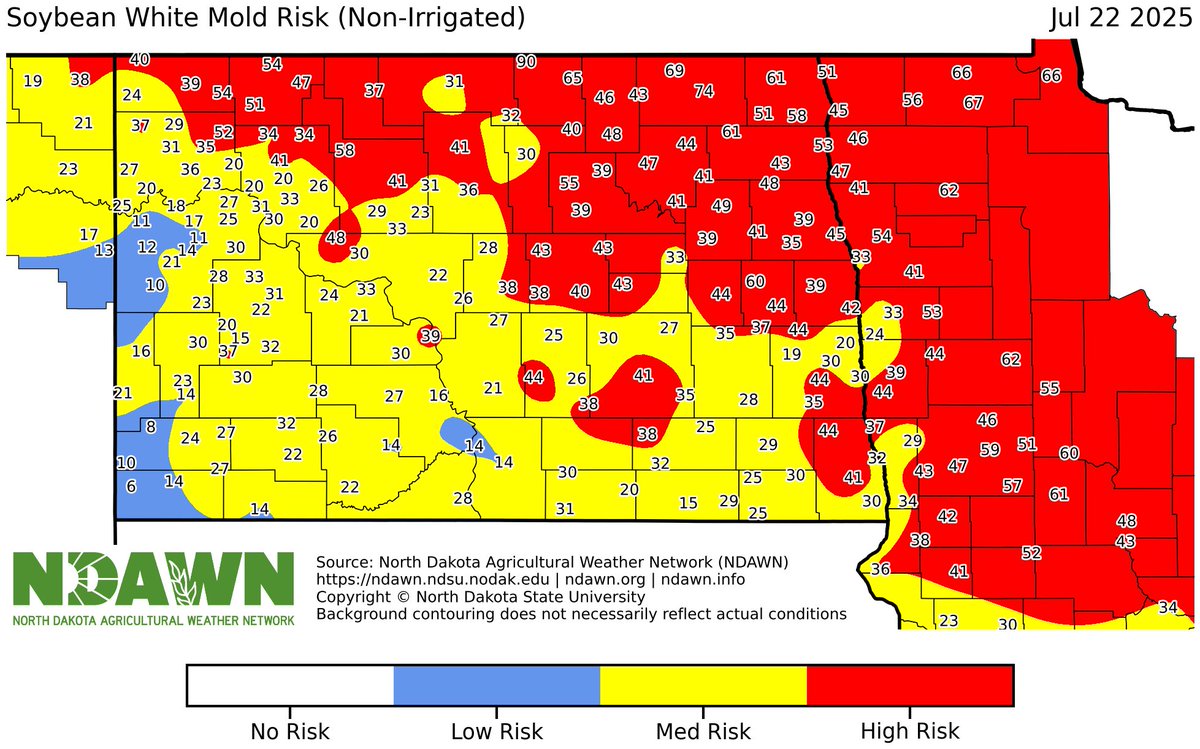 BisonBeanDoc's tweet image. I’ve seen a few sprayers out the past few days. Intermittent rain the past few days has helped drive white mold risks upward. If risk is high in areas with susceptible soybean varieties, it may be time to consider an application.