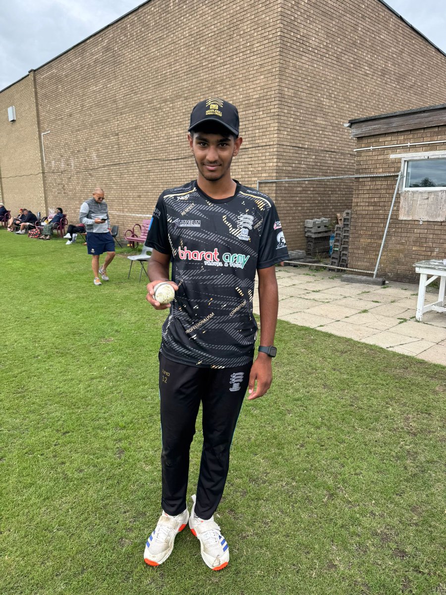 Congratulations to Ishaan on his six wicket haul and Jakvis on his 100 not out to chase down 153 for the loss of 5 in the chase against cricket Scotland u15s

middlesexschools.play-cricket.com/website/result…