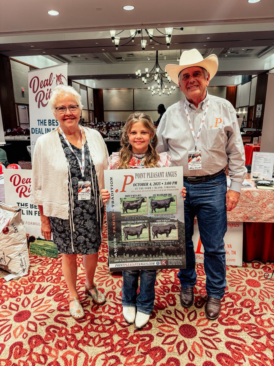 RadkeAmanda's tweet image. Great to run into the Point Pleasant Angus at the Virginia Beef Cattle University event! Be sure to make plans to attend their annual sale scheduled for Oct. 4!