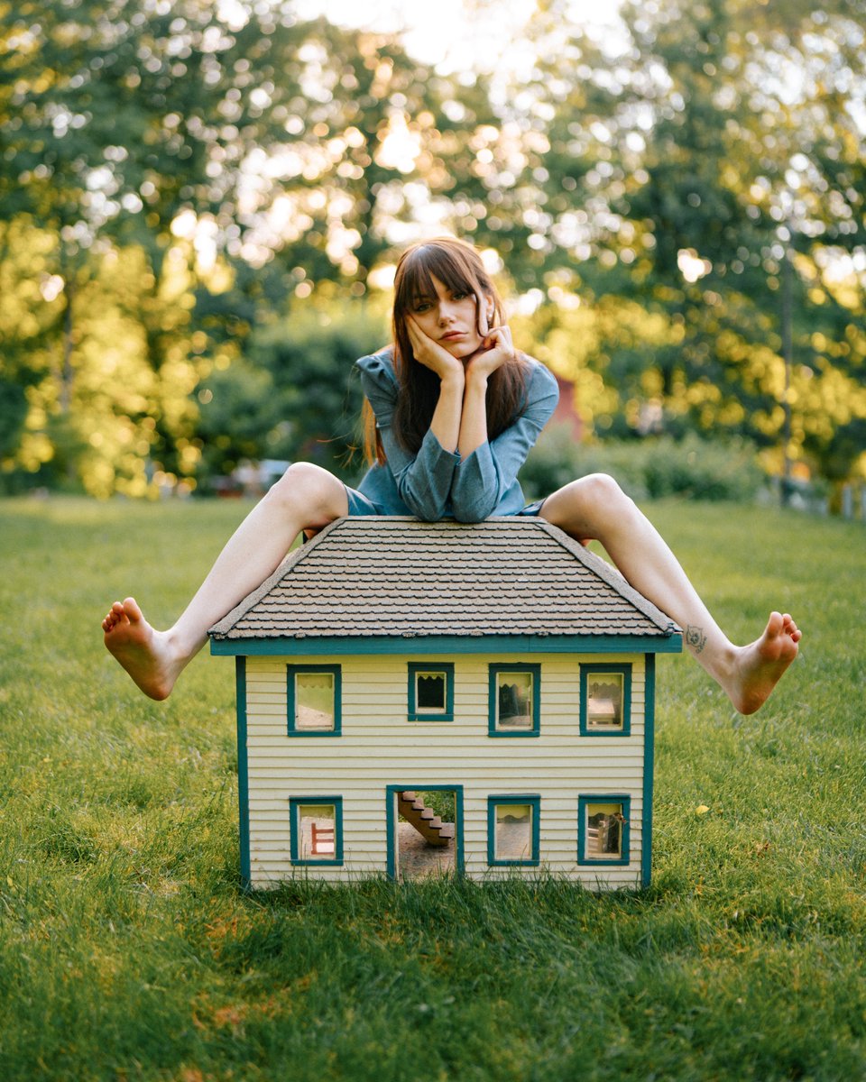 CvatikPhoto's tweet image. summer is a doll @clooverneko