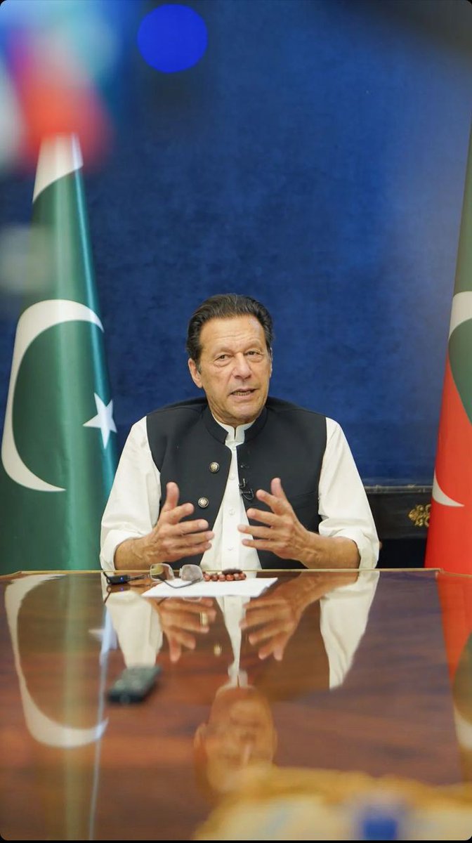 Jiya Khanⁱᴾⁱᵃⁿ (@jiya473) on Twitter photo ہم نے پہلی بار دیکھا، ایک لیڈر جو اقتدار کے لیے نہیں، اقدار کے لیے لڑ رہا ہے۔
<a href="/TeamiPians/">Team Insafians 𝗣𝗼𝘄𝗲𝗿</a>
#StopTorturingImranKhan ہم نے پہلی بار دیکھا، ایک لیڈر جو اقتدار کے لیے نہیں، اقدار کے لیے لڑ رہا ہے۔
<a href="/TeamiPians/">Team Insafians 𝗣𝗼𝘄𝗲𝗿</a>
#StopTorturingImranKhan