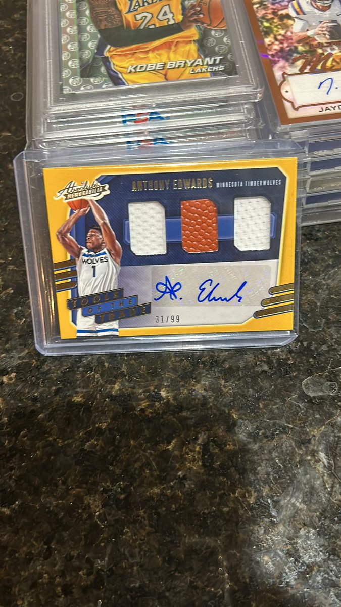 kp_cards's tweet image. 🔥STACKIN🔥 (1-day)
Edward’s absolute Auto /99
$525
• last is BGS 8.5 at $580
+5 BMWT / +1 PWE
RTS appreciated