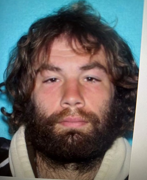 KAKEnews's tweet image. BEAKING: This is 42-year-old Christopher Barnshaw, the man accused of abducting a Topeka toddler. An #AmberAlert continues for 2-year-old Zabe Mendez. kake.com/home/kbi-issue… #KAKEnews