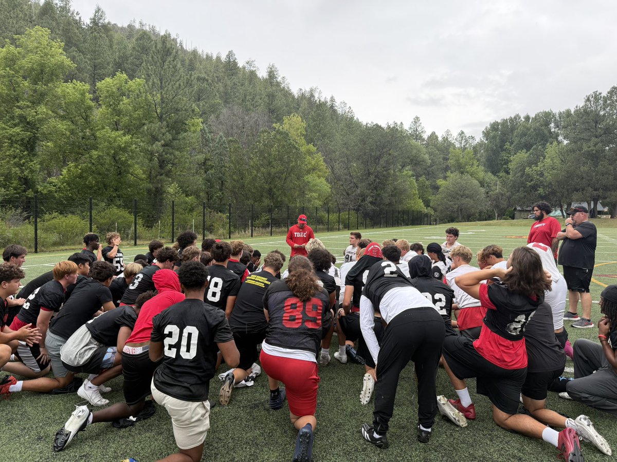 Liberty Lions Football (@libertyfblions) on Twitter photo Camp T - Day 4 ☑️
Last practice in the books! Our Lions completed an amazing and productive camp this morning!
Thank you to the <a href="/AY_BILT/">American Youth - BILT</a> staff for your hospitality this weekend!
37 days until kickoff…..
#DB3 #TDLCC Camp T - Day 4 ☑️
Last practice in the books! Our Lions completed an amazing and productive camp this morning!
Thank you to the <a href="/AY_BILT/">American Youth - BILT</a> staff for your hospitality this weekend!
37 days until kickoff…..
#DB3 #TDLCC