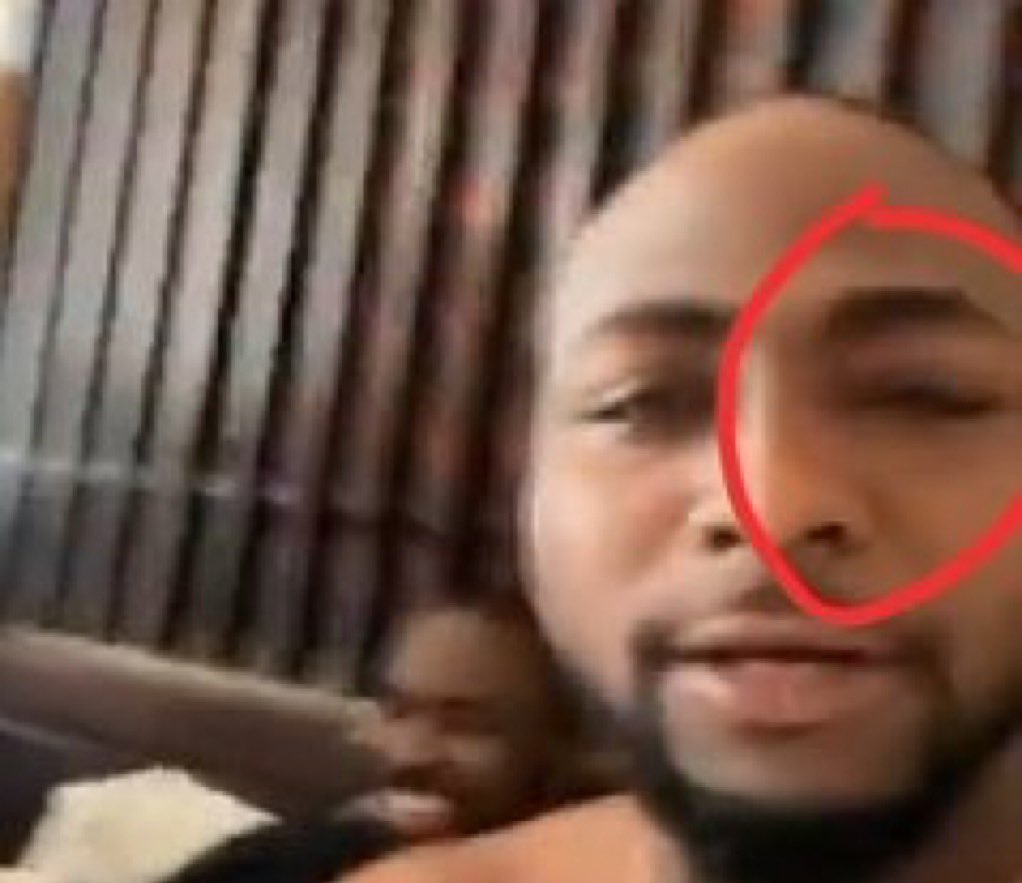 YKoluwaseun9's tweet image. Na this baď character make Burna give am 5ive hundred for ghana