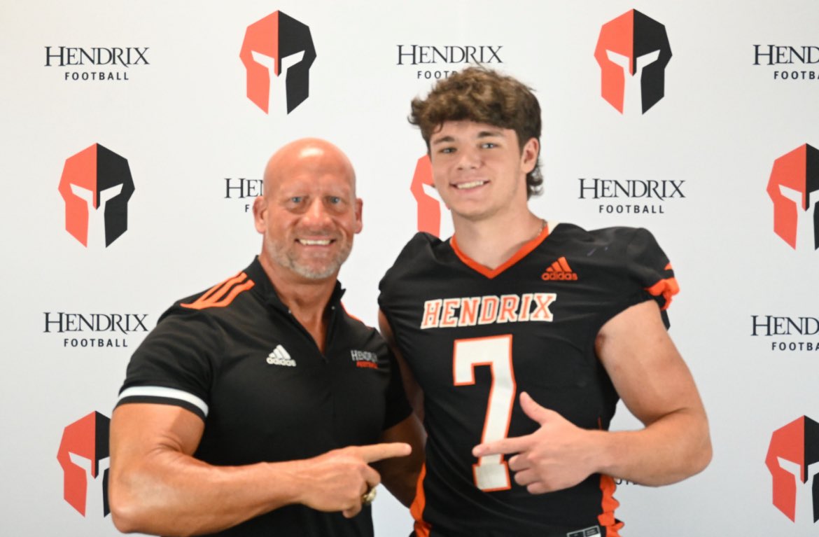 Colewithering1's tweet image. Had a great time on my visit Sunday @HendrixFootball with @RussHeidiSLC and the staff! Very blessed!@CoachCalebPerry @winnerswin07 @brettcville9 @HunterEskola9 @PrepRedzoneAR @Diamondboyz7v7 @BauxiteMinersFB @bench424nmore @tctabler