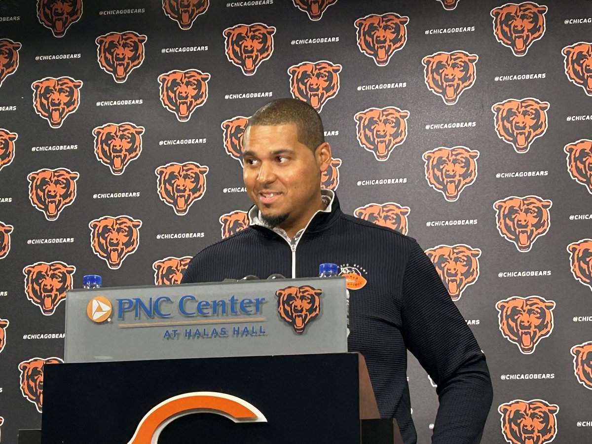 sean_hammond's tweet image. Bears GM Ryan Poles kicks off his training camp media session.