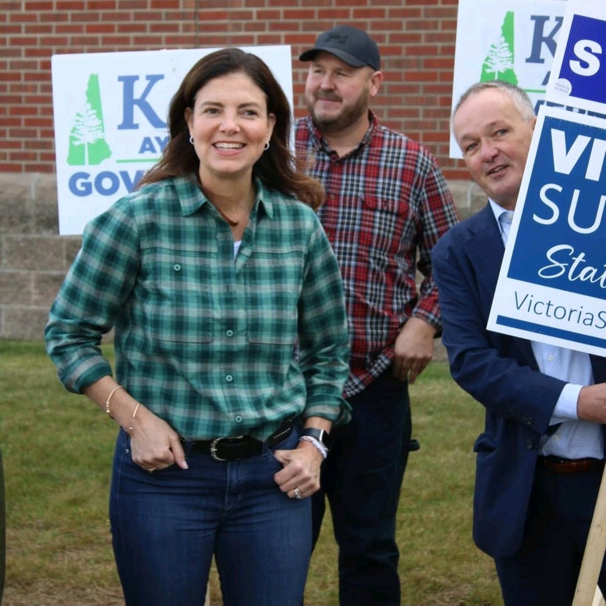 The_FJC's tweet image. New Hampshire GOP Governor Kelly Ayotte vetoed a bill that passed that would have kept biological men out of women's private spaces.
Why? 🤷♂️
